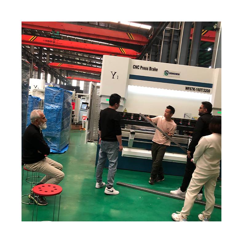 Nuevo hito en la cooperación entre China y Pakistán: una delegación pakistaní visita [Nombre de la empresa] para explorar tecnologías verdes y la modernización industrial.